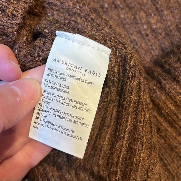 American Eagle Sweater - Picture 6 of 6